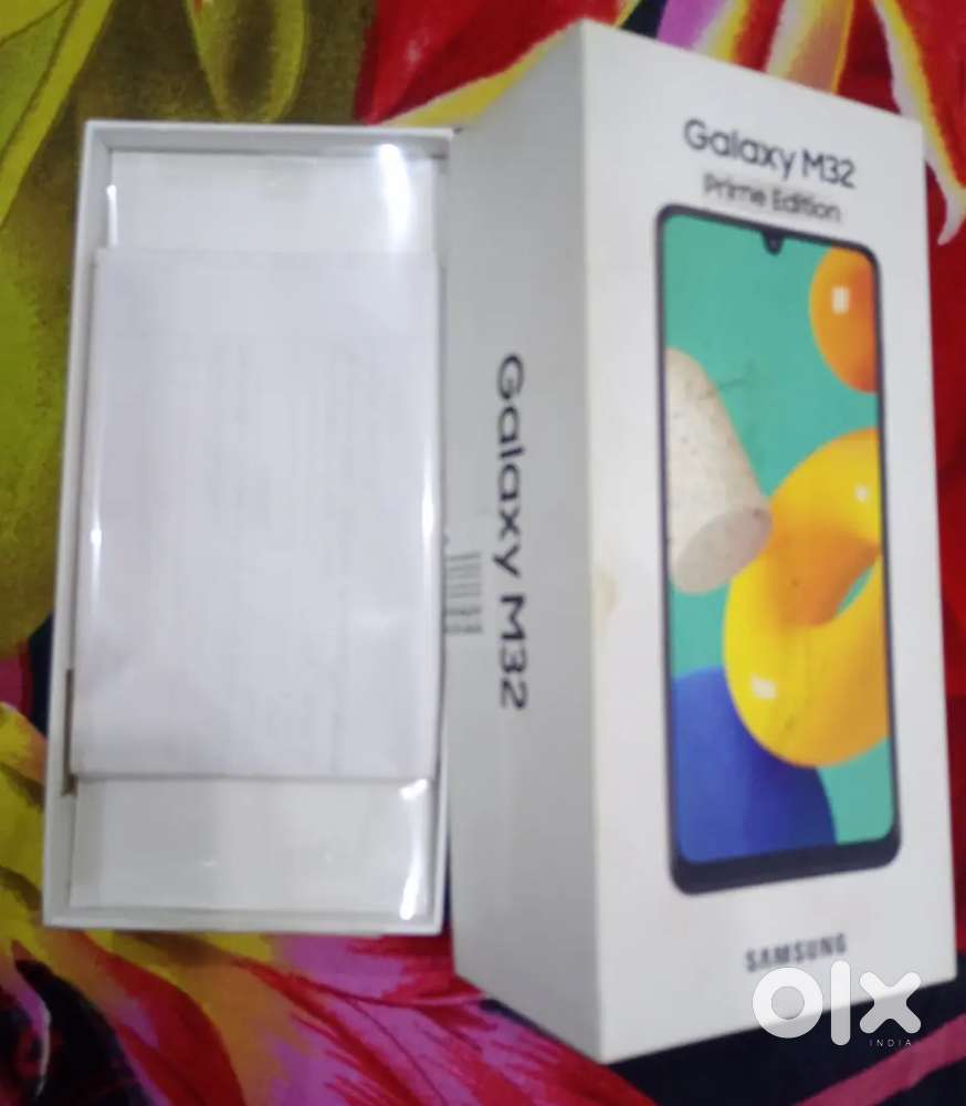 M32  4gb Ram 64gb memory