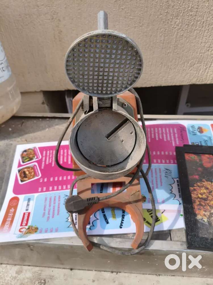 Ice crushing machine