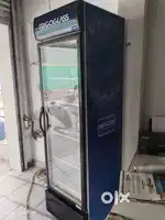 New display fridge