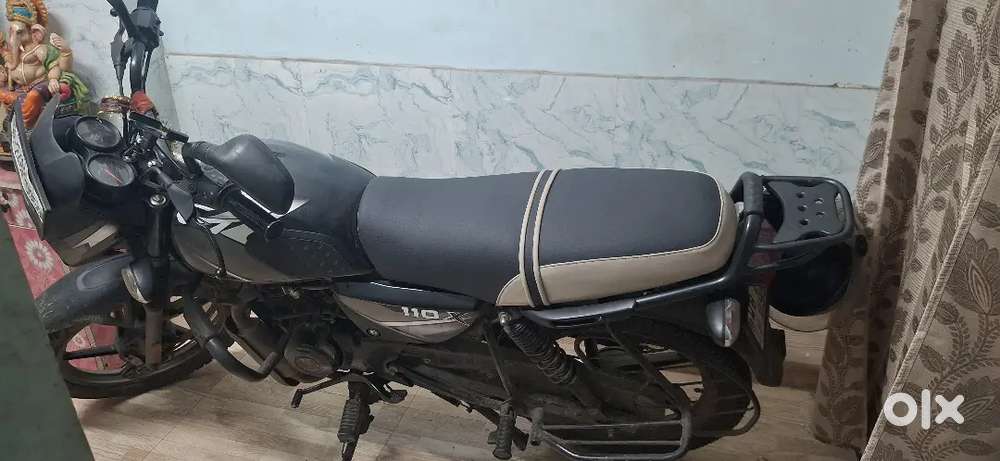 Bajaj ct110