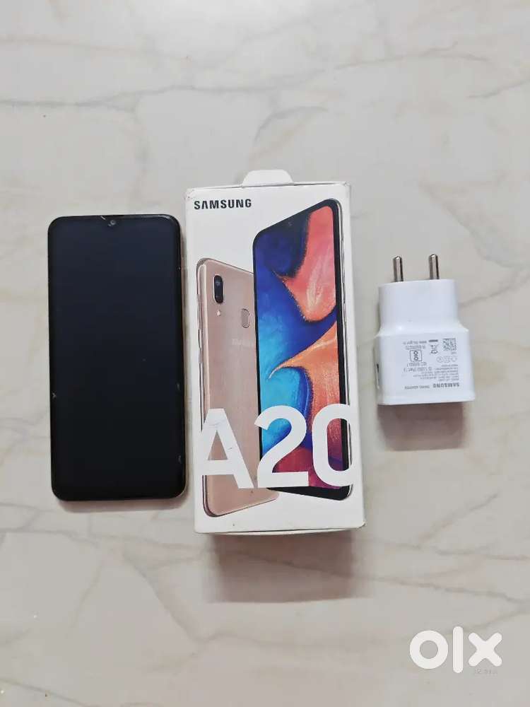 Samsung A 20 phone, in perfect working condition