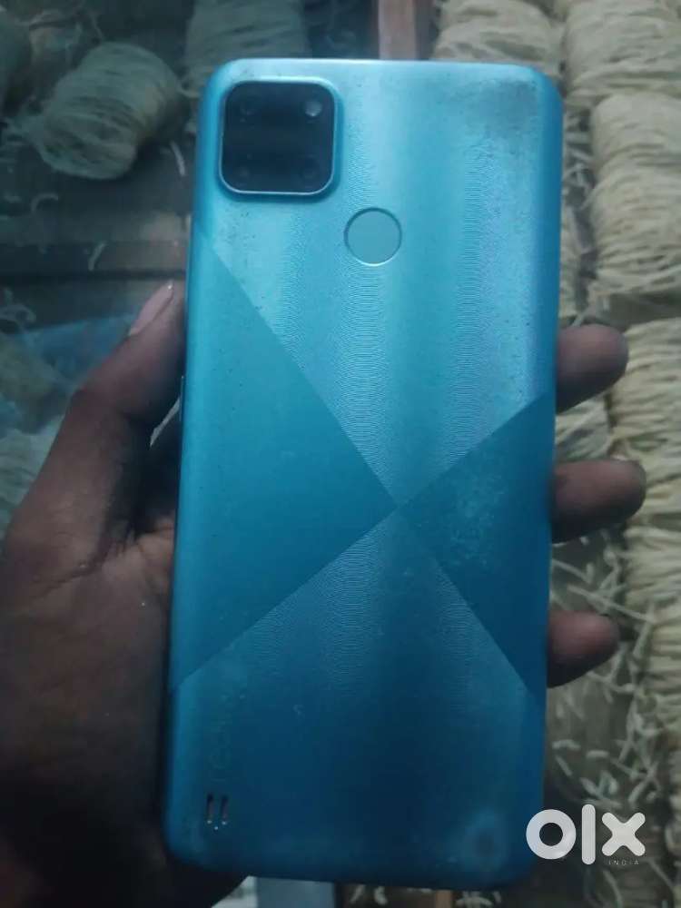 Jis ko bhai lena hai  wo call kar