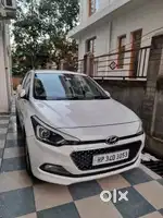 Hyundai i20 Asta top model 2017 Petrol 65000 Km Driven.