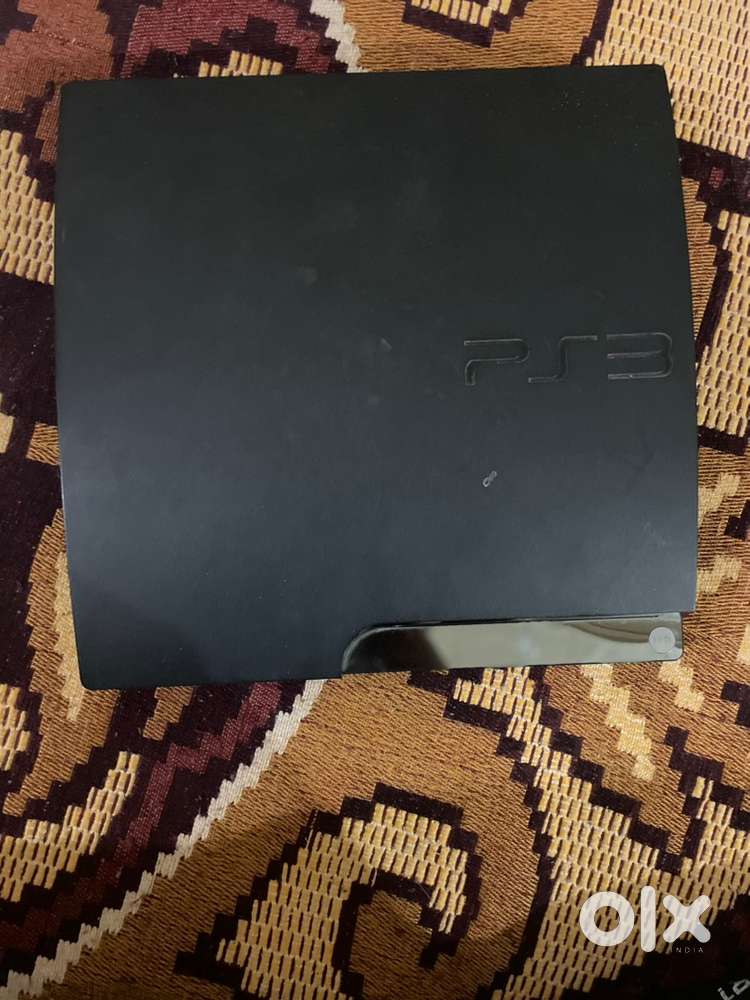 PS3 with games installed. GTA5, FIFA,MOTOGP,CALL OF DUTY ETC.