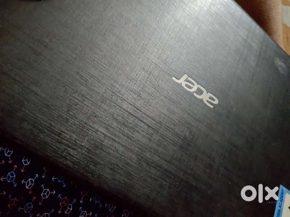 Acer Aspire 3, Ryzen 4, 512gb SSD 4GB RAM