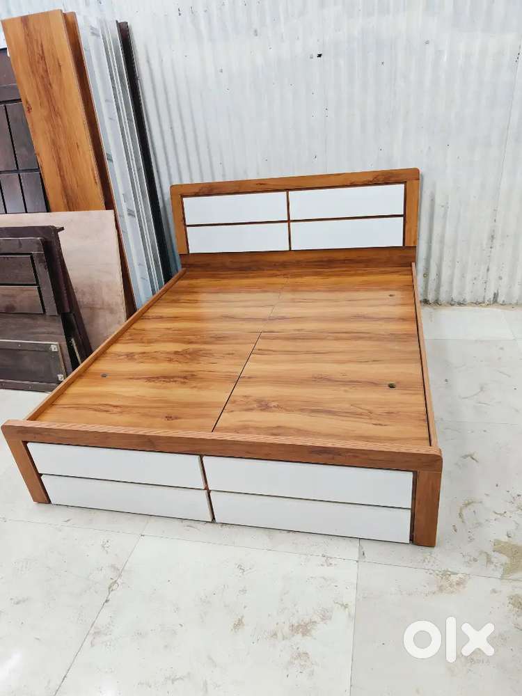 Brand New Storage Bed Queen size factory outlet
