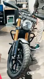 Triumph scrambler 400X