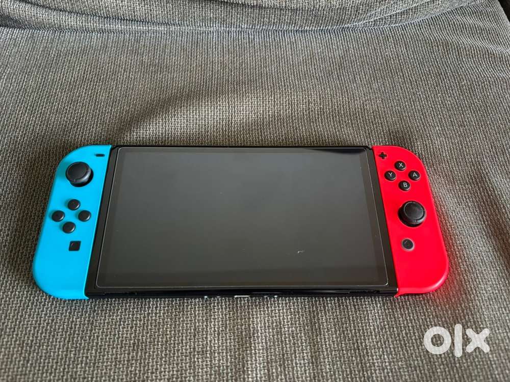 Nintendo Switch OLED (64gb)
