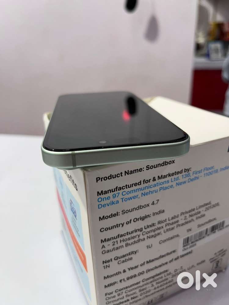 अभी दो महीना चला है भाई सब कुछ सही है कुछ इमरजेंसी है इसलिए बेचना है