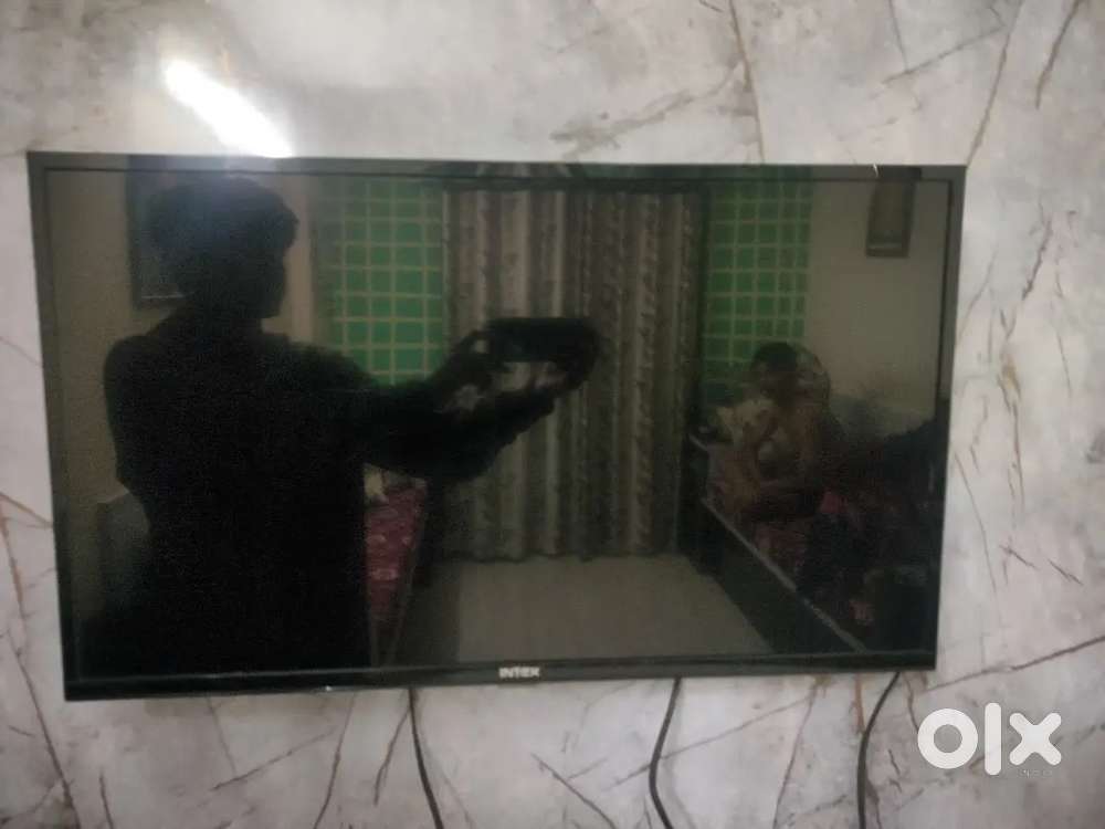 Intex Led 3224 HD