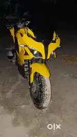 Rs 200 2015 model bs3
