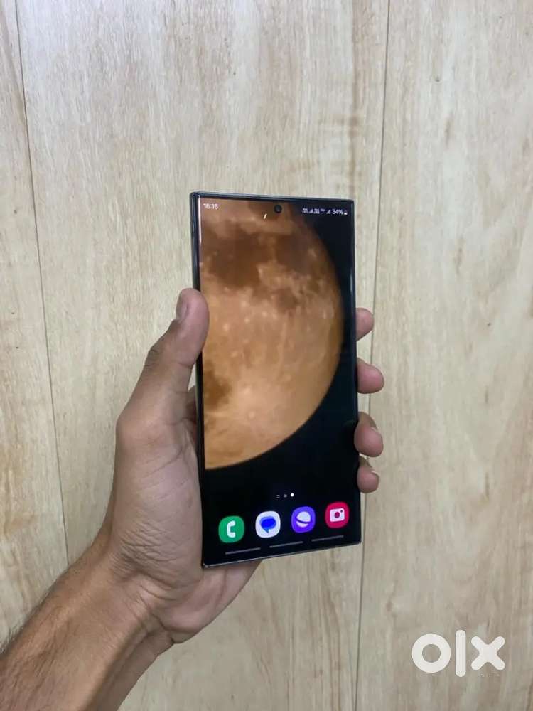 Selling my 7 month old Samsung s23 ultra with bill and box