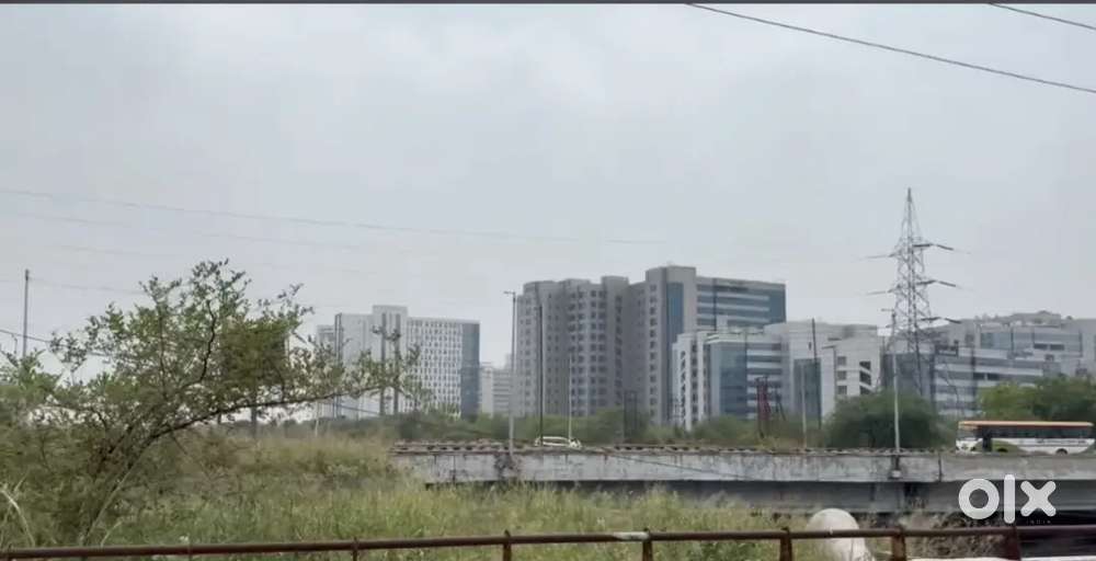 RENT, Shop व MAKAN के लिए PLOTS PURCHASE करें Noida sec145 में