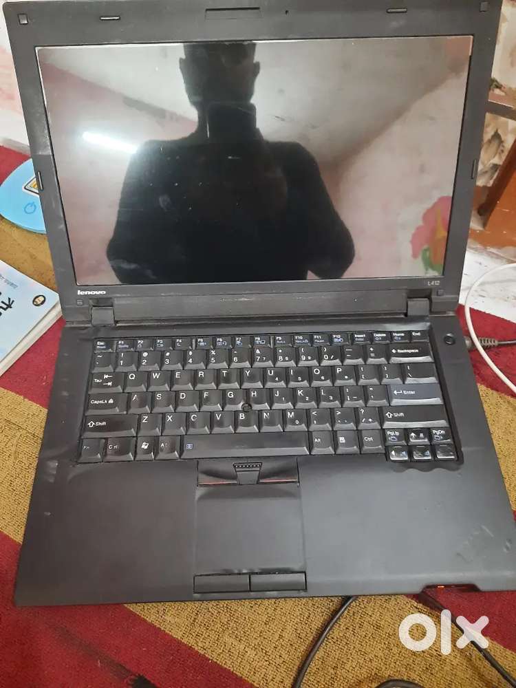 Lenevo laptop i 5 superb new battry ke sath warranty me hai