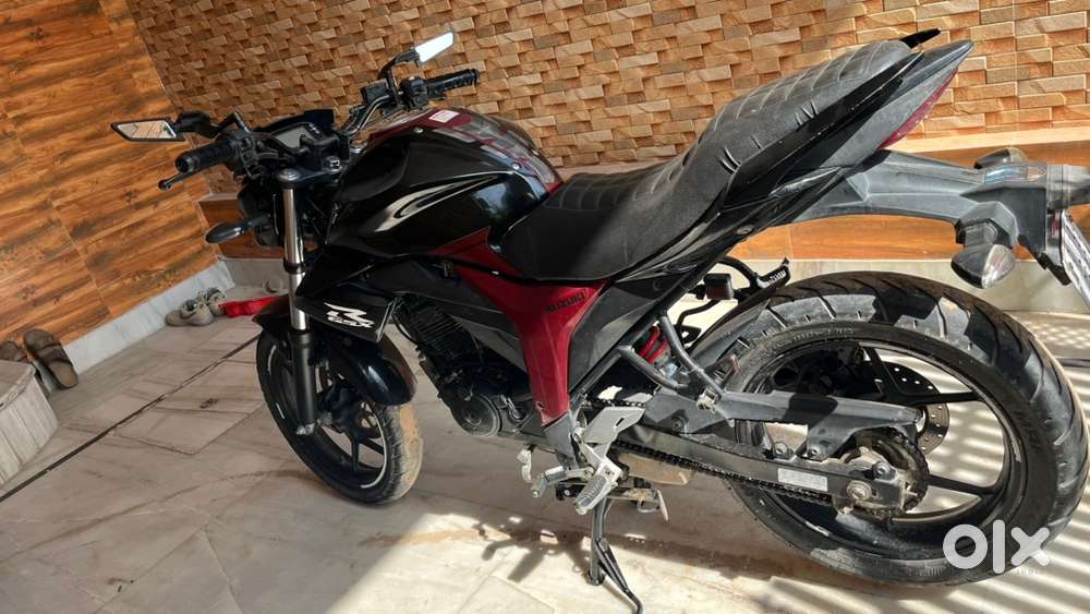 suzuki gixxer sports