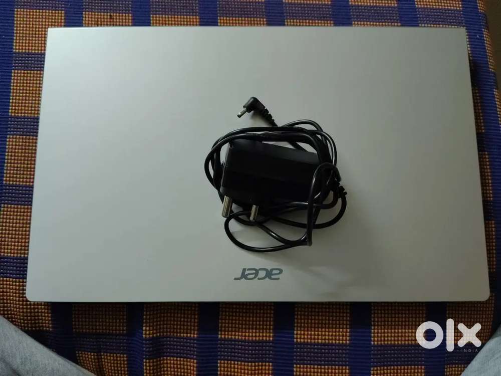 Acer Aspire 3 Intel 
Celeron Dual Core 
N4500 - (8 GB/512 
GB SSD/W