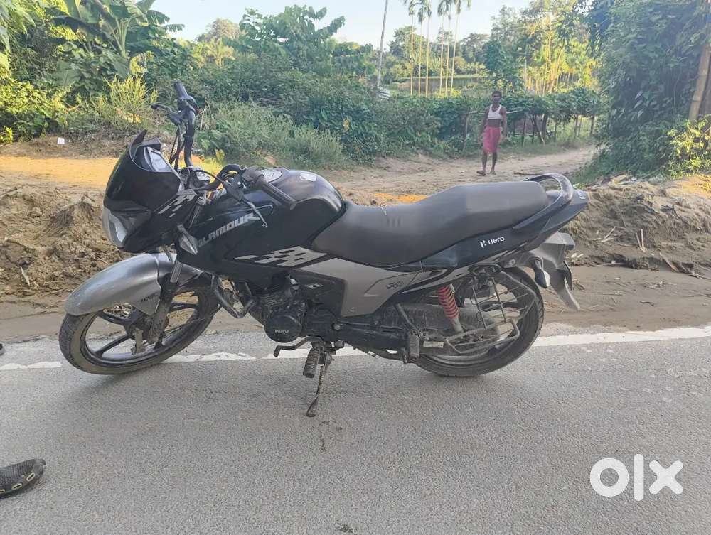 Good condition  raning 24k. Hero glamour 2022 model. Fix price 50 plus