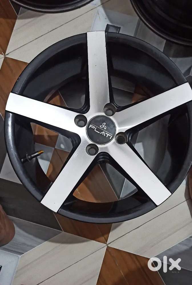 Alloys wheel