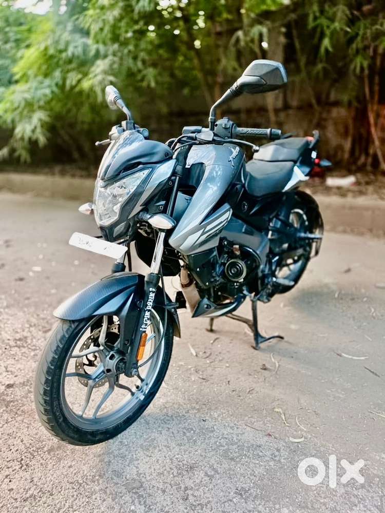 Pulsar Ns 125 / 2022 Model / 1st Owner