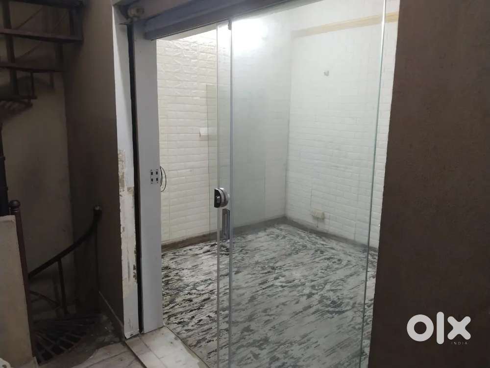 Governorpet Area 1st floor