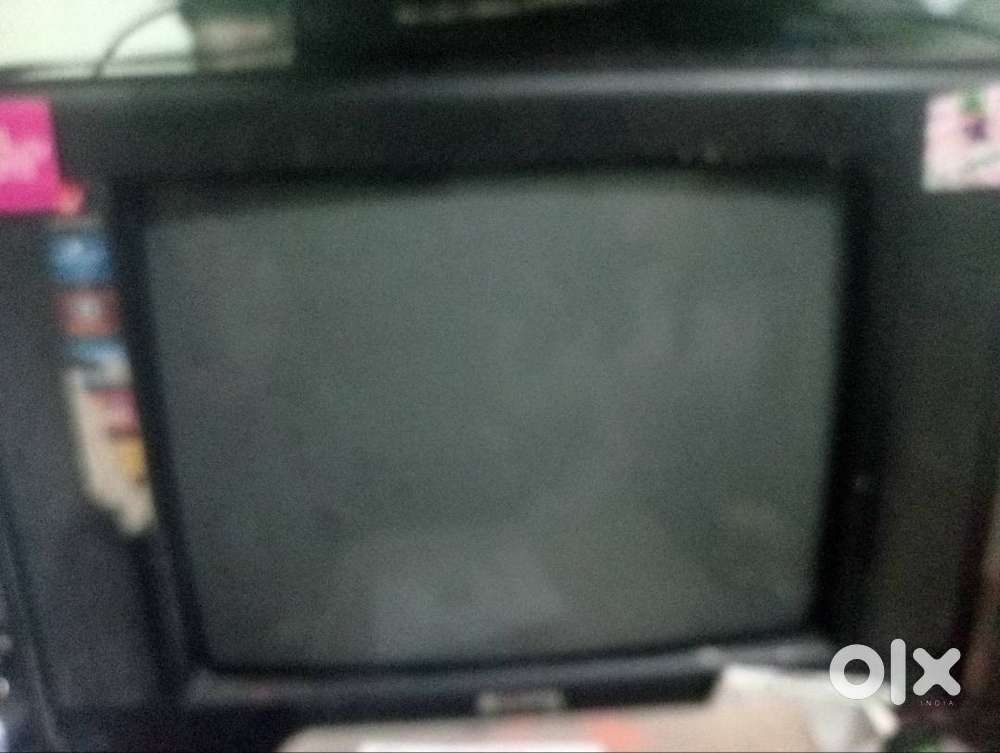 Tv thodi purani Hai Sahi chalti Hai