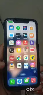 I phone 11 black 128 bettry health 81% phone abhi tak khula nhi hai