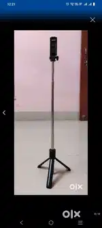 Tripod Stand with Mic to Laptop Connector