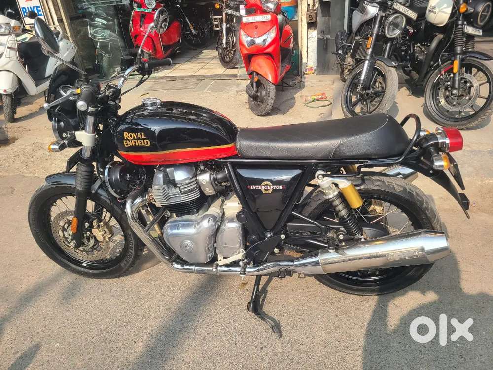 ROYAL ENFIELD INTERCEPTOR 650