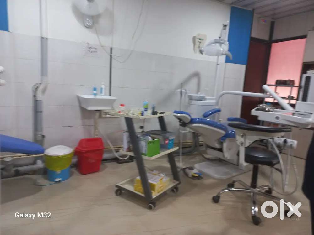 Pharmacist cum receptionist for a dental clinic near parappanangadi