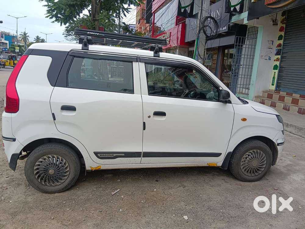 OLA , UBER DRIVER WITH BATCH LICENCE