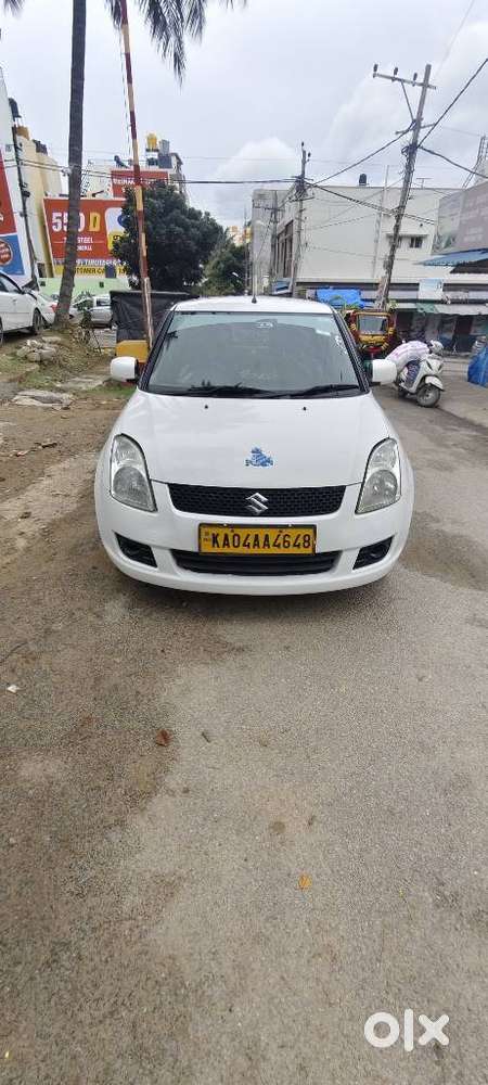 Maruti Suzuki Swift Dzire Ldi BSIV, 2015, Diesel