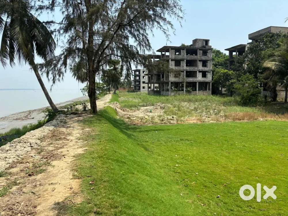 Fast flow River views Hotel