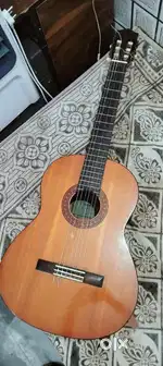 Yamaha c40 classical guitar