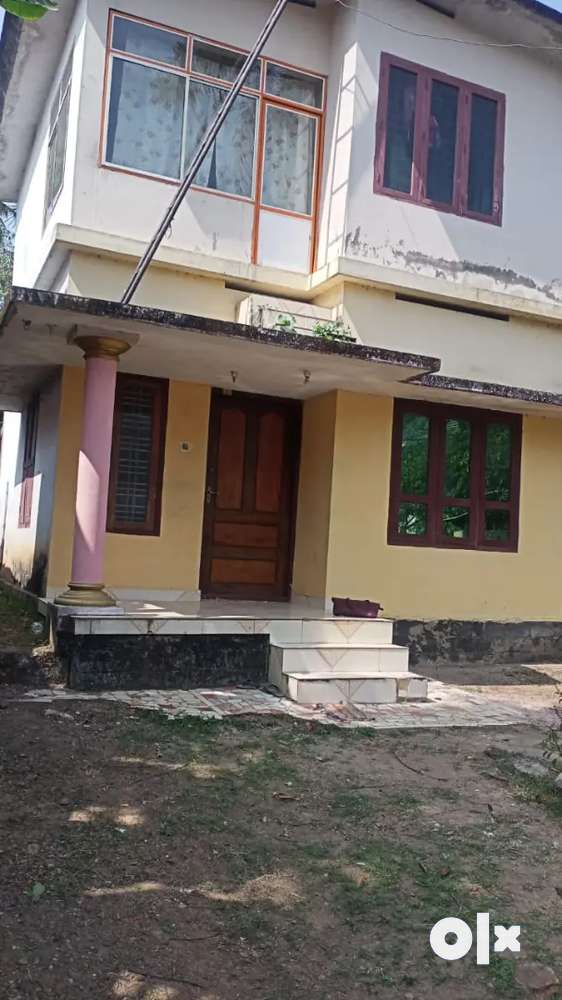 House for sale  near registrar office kottiyam