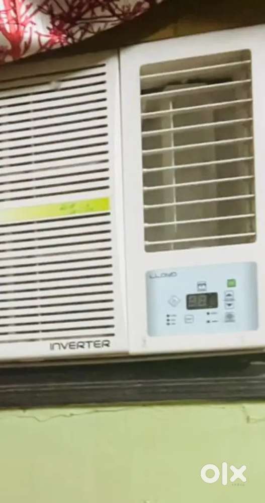 Loyd Ac  inverter  1.5 tonac window 2 yaer old