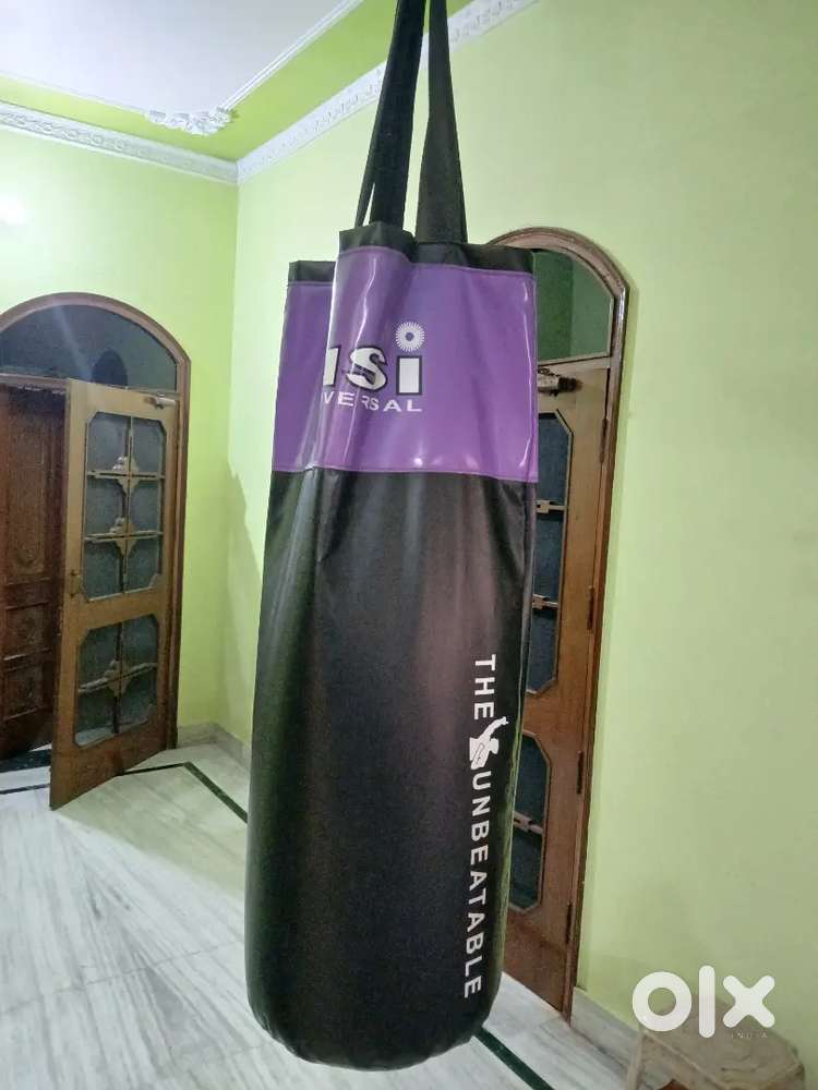 USI UNIVERSAL Punching Bag (filled inside)