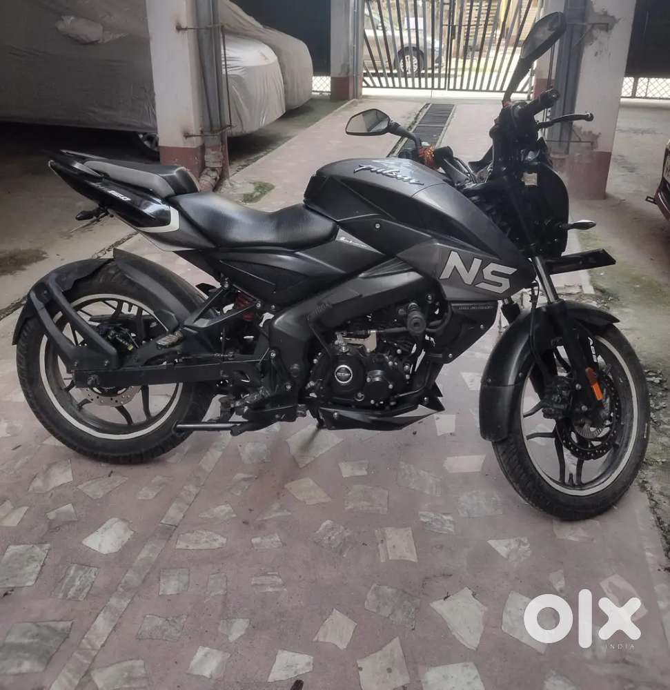 BAJAJ PULSAR NS 160 BS6