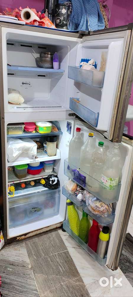 Samsung double door refrigerator 251lter