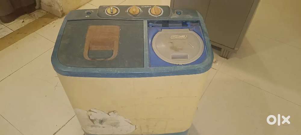 Multiple semi automatic washing machine