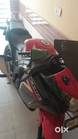 CBR 150 R HONDA