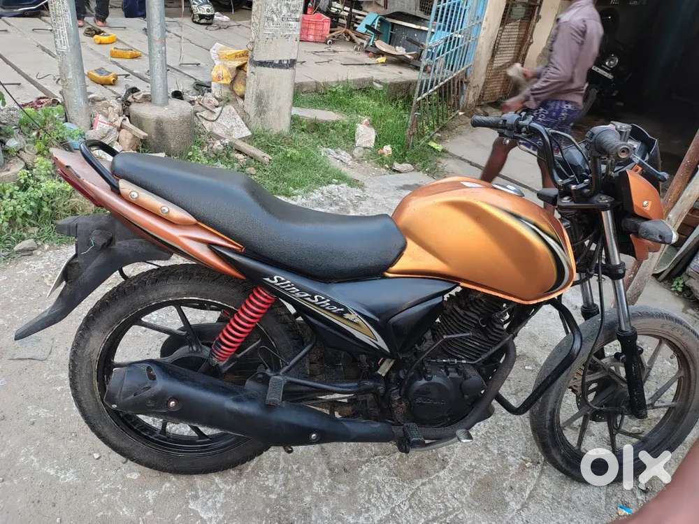 Suzuki slingshot 2012