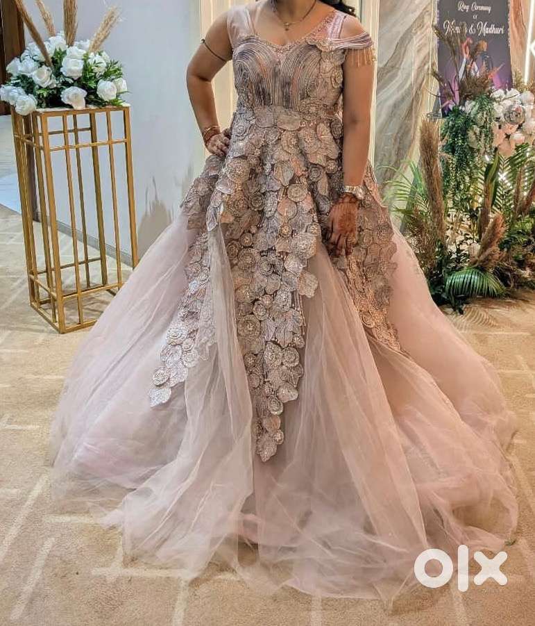 Lavender colour dress