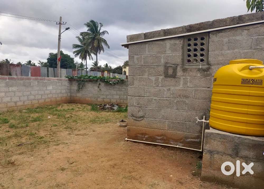 Plot with a single Room and attached bathroom for rent