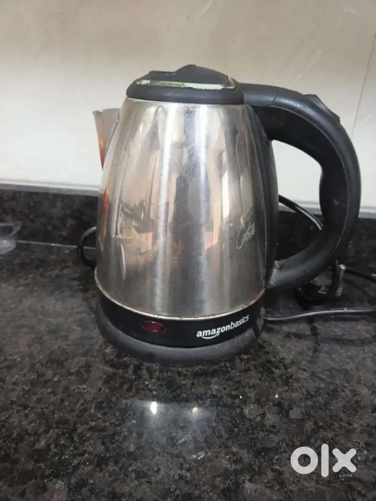 Urgent - Selling Electric Kettle and griller
