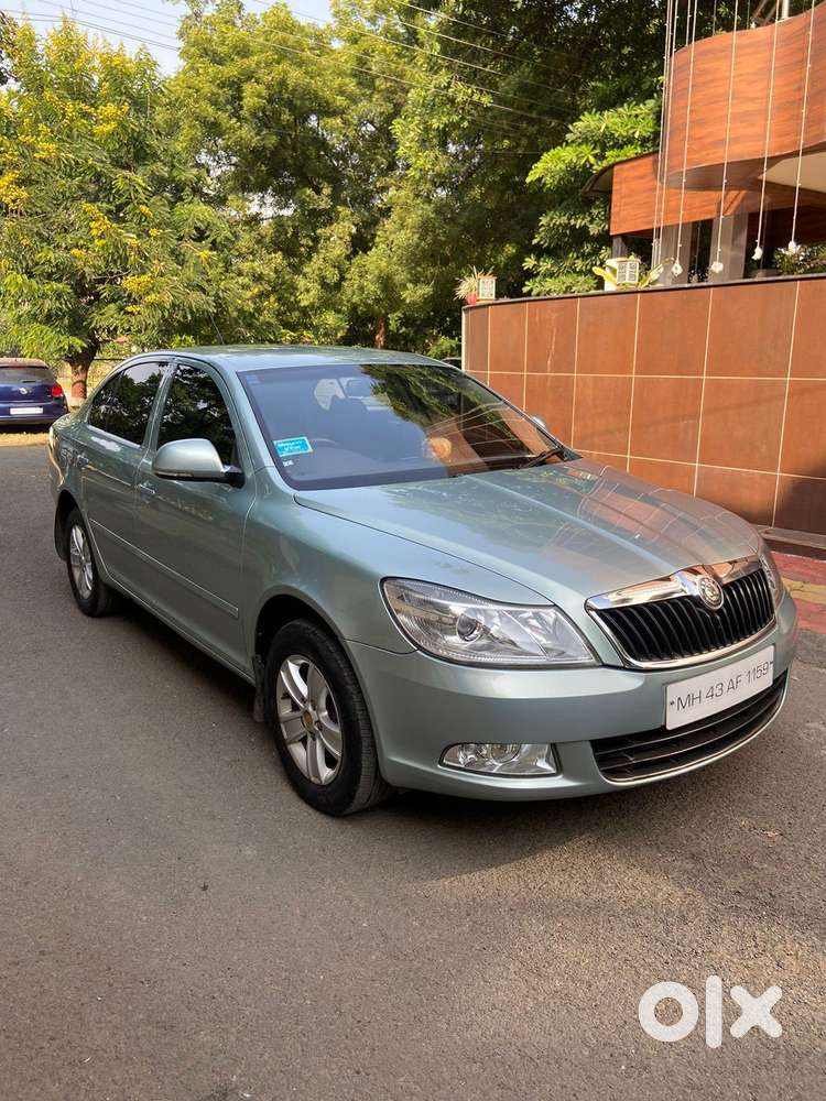 Skoda Laura 1.8 TSI Ambiente, 2010, Petrol