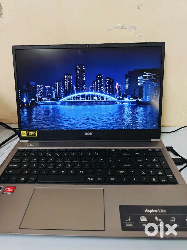 Acer SmartChoice Aspire Lite laptop