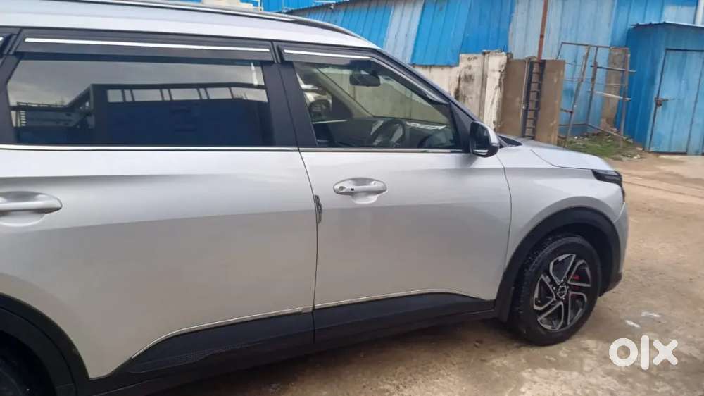 Car with good condition and insurance