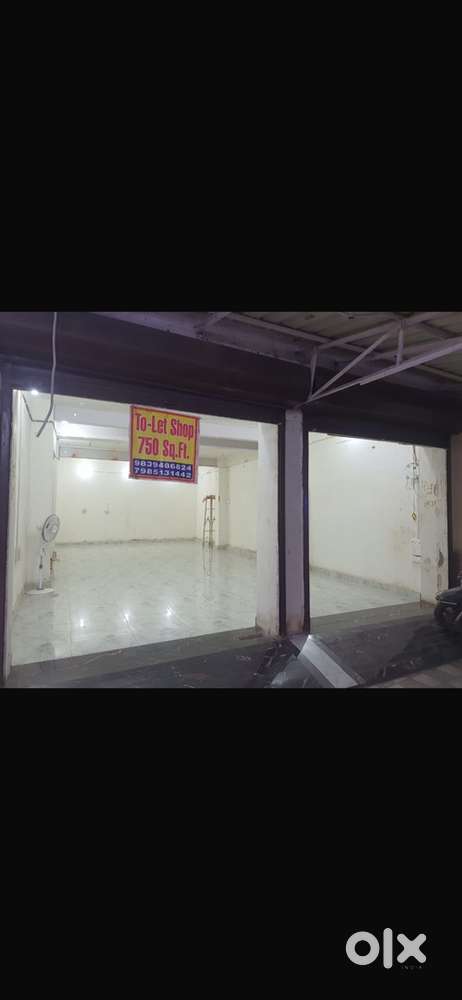 Shop 756sqft available for rent