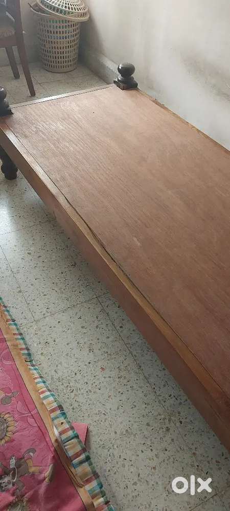 Single Dewan Wooden Cot