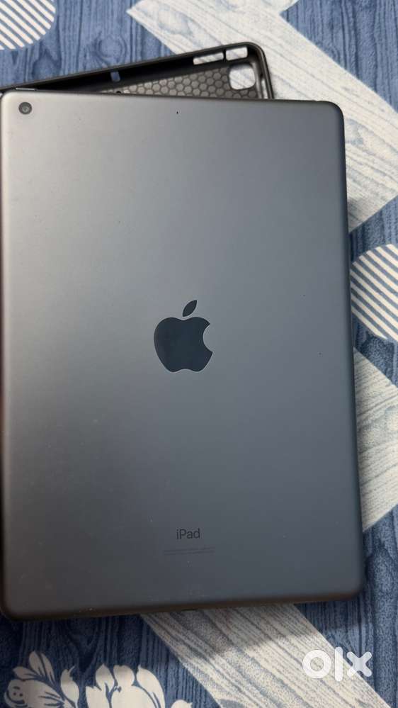 IPAD 8th generation 128gb wifi